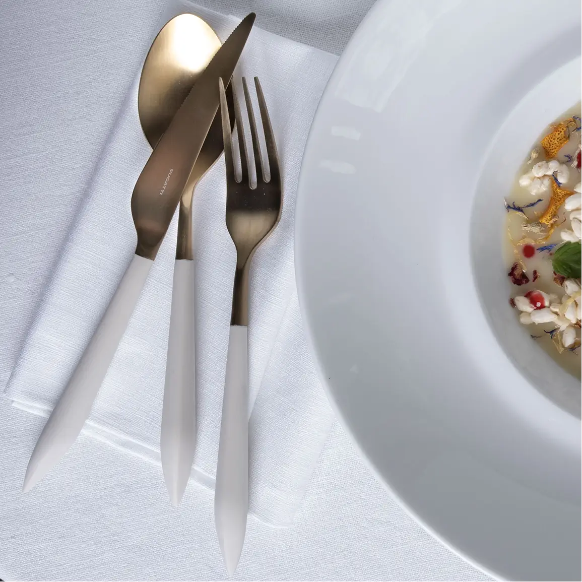 Bugatti posate contattaci